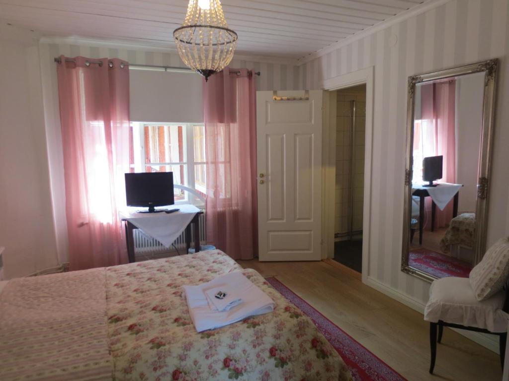 Brostugans Bed & Breakfast Jarvso Quarto foto